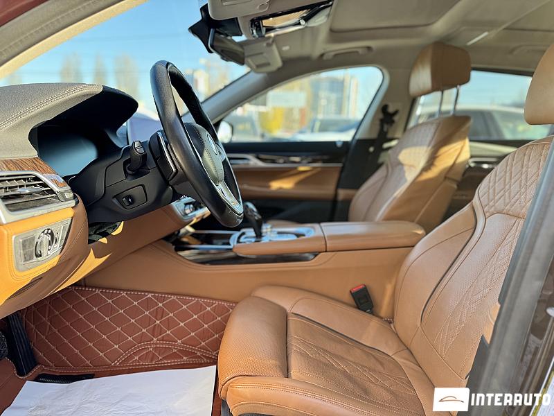 BMW 745e 9 bmw 745e 2019