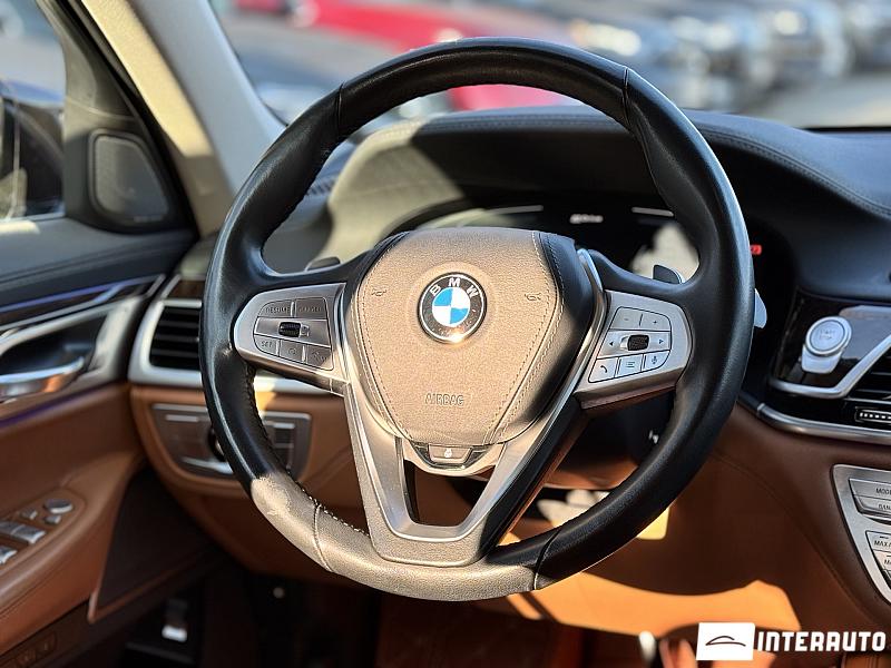 BMW 745e 13 bmw 745e 2019