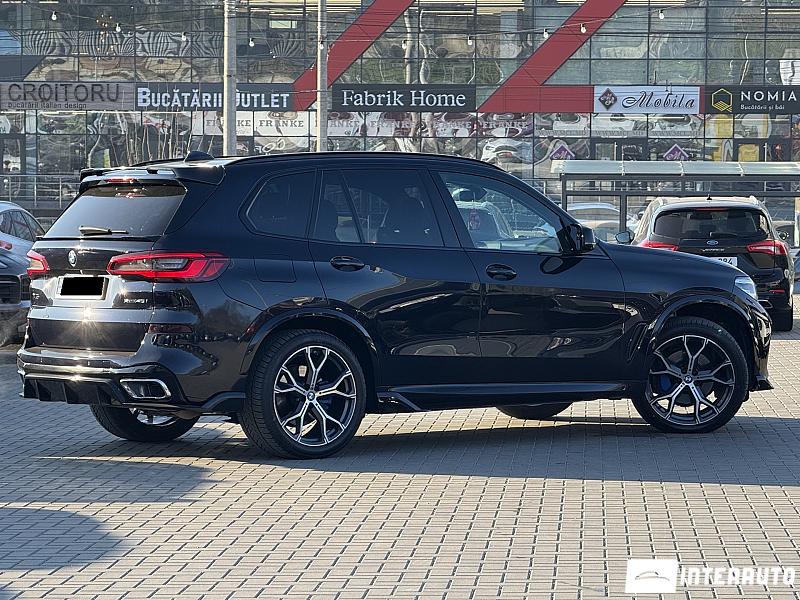 BMW X5 4.0i 3 bmw x5 4.0i 2019