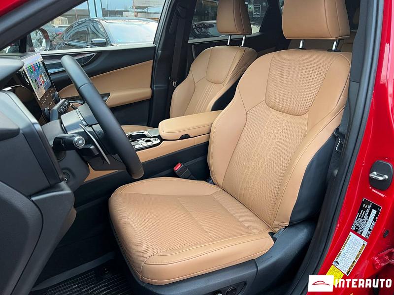 Lexus NX 350H 8 lexus nx 350h 2024