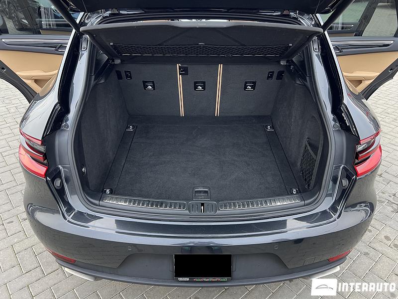 Porsche Macan 21 porsche macan 2017