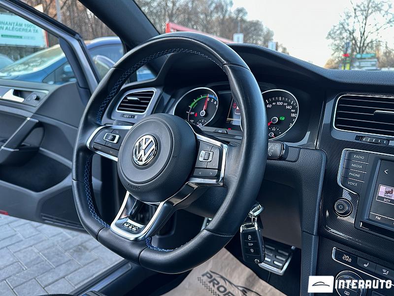 Volkswagen Golf GTE 9 volkswagen golf gte 2015