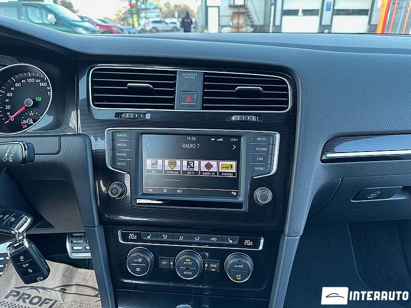 Volkswagen Golf GTE 12 volkswagen golf gte 2015