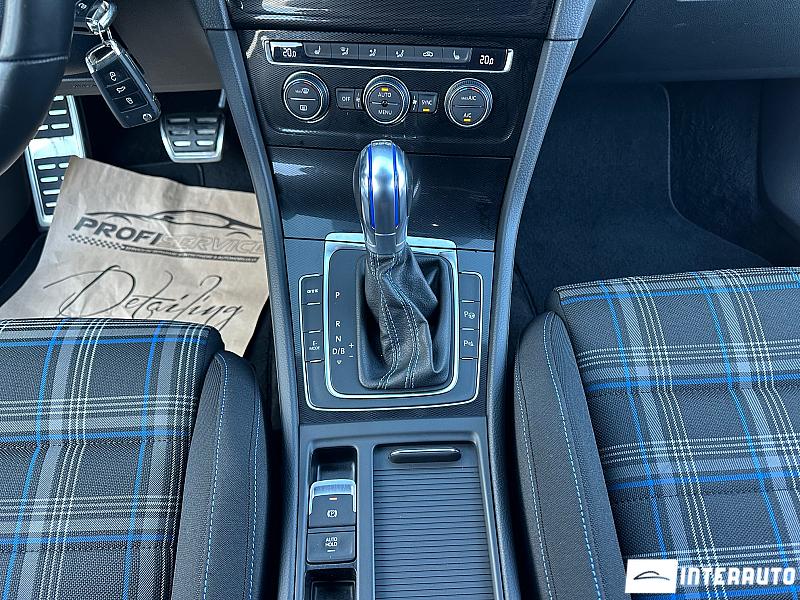 Volkswagen Golf GTE 13 volkswagen golf gte 2015