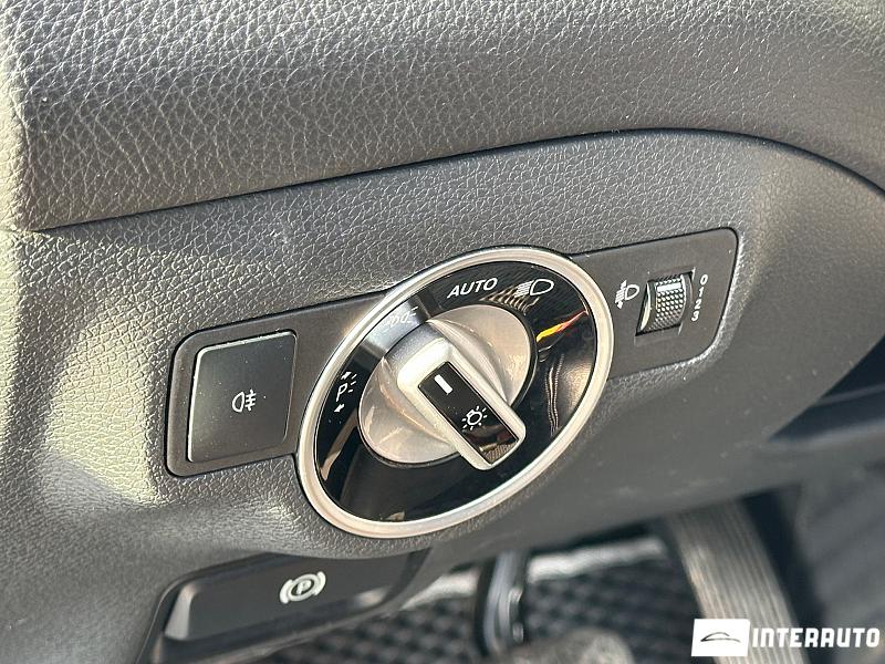 Mercedes CLA 180d 15 mercedes cla 180d 2016