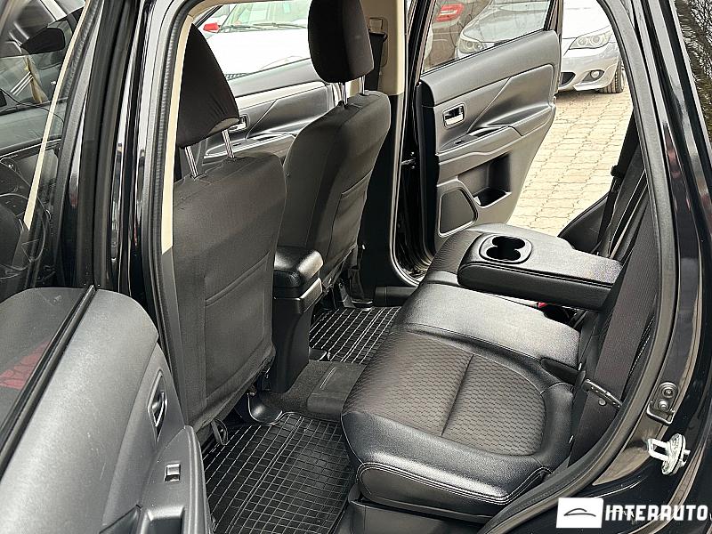 Mitsubishi Outlander 15 mitsubishi outlander 2014