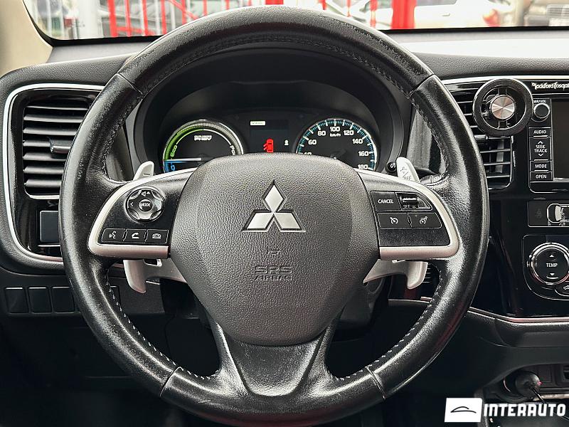 Mitsubishi Outlander 8 mitsubishi outlander 2014