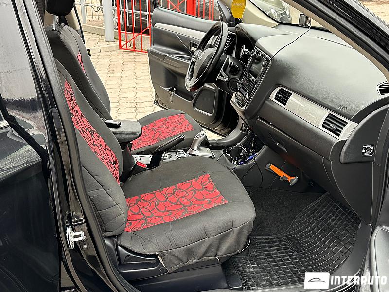 Mitsubishi Outlander 5 mitsubishi outlander 2014