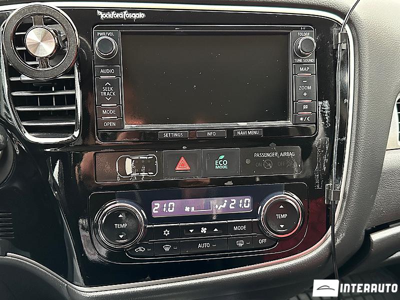 Mitsubishi Outlander 10 mitsubishi outlander 2014