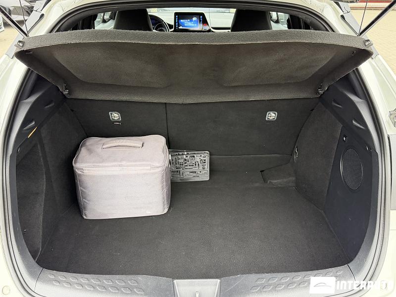 Toyota C-HR 20 toyota c-hr 2018