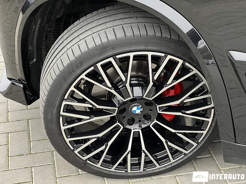 BMW X5 4.0i 18 bmw x5 4.0i 2021