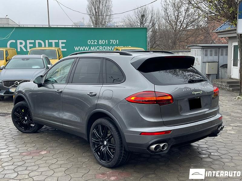 Porsche Cayenne S Hybrid 2 porsche cayenne s hybrid 2016