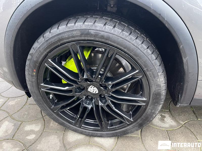 Porsche Cayenne S Hybrid 5 porsche cayenne s hybrid 2016