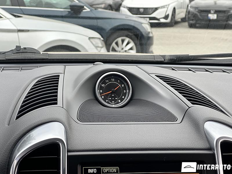 Porsche Cayenne S Hybrid 9 porsche cayenne s hybrid 2014