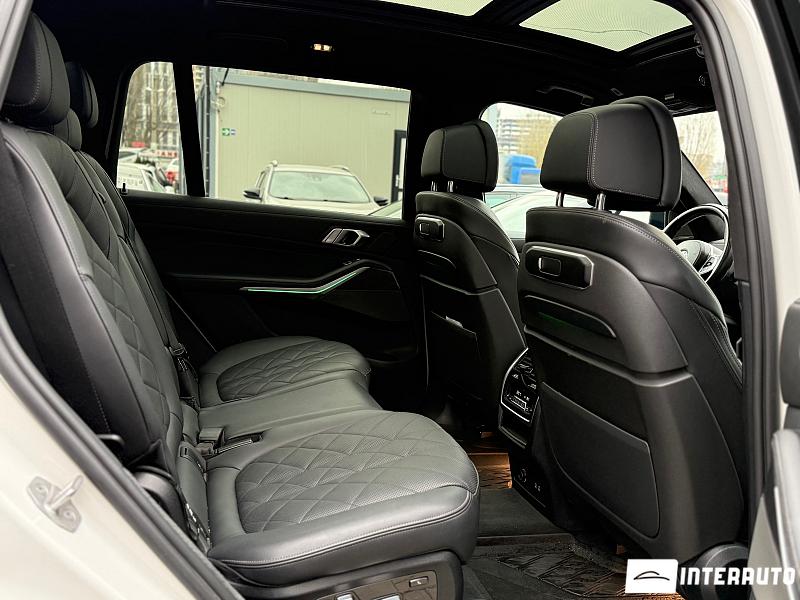 BMW X7 4.0i 19 bmw x7 4.0i 2022