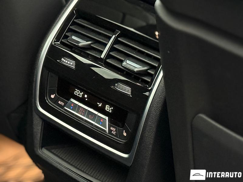 BMW X7 4.0i 21 bmw x7 4.0i 2022