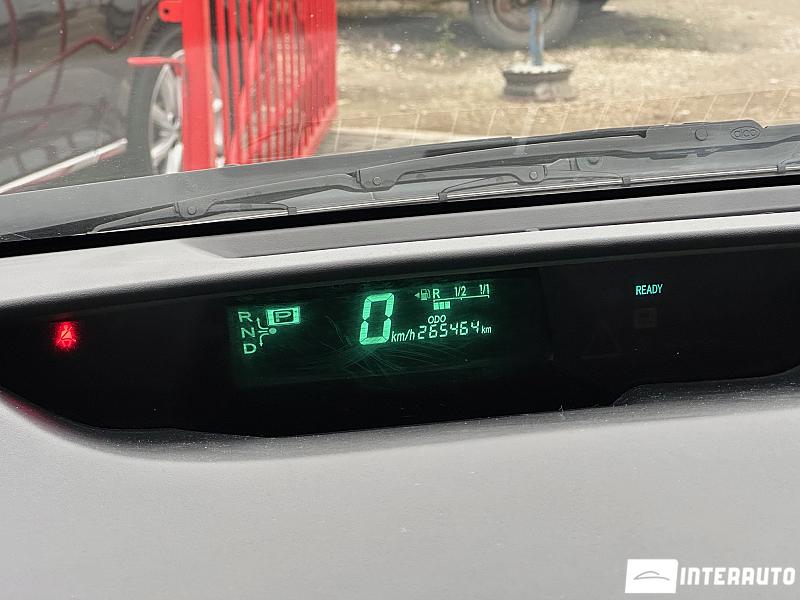 Toyota Prius 10 toyota prius 2007