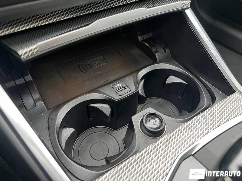 BMW 330E 17 bmw 330e 2020