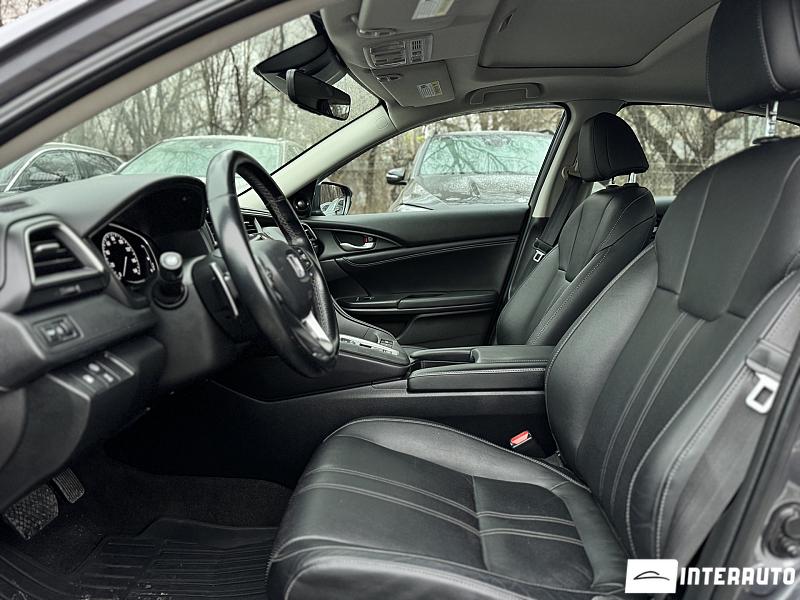 Honda Insight 8 honda insight 2020