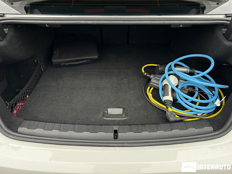 BMW 330E 22 bmw 330e 2020