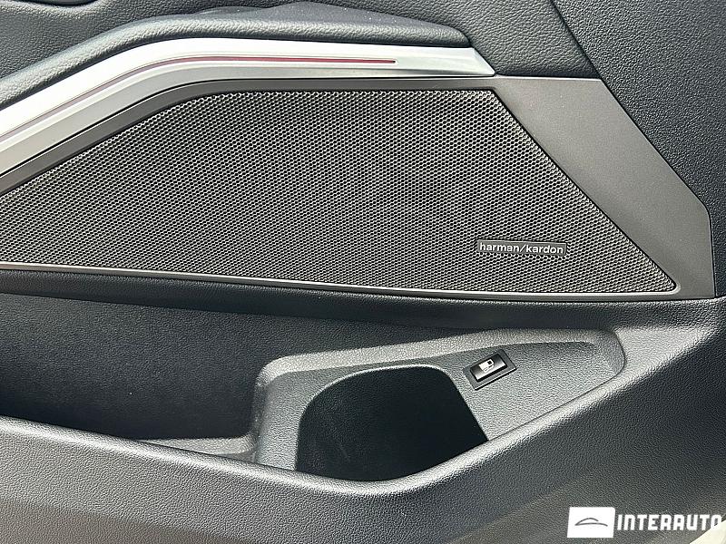 BMW 330E 8 bmw 330e 2020