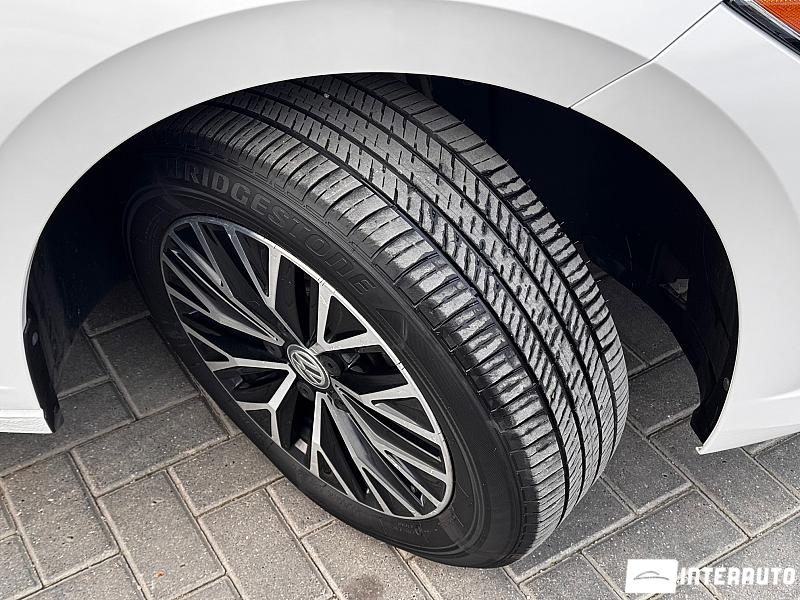 Volkswagen Jetta 17 volkswagen jetta 2020