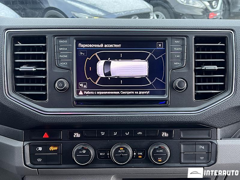 Volkswagen Crafter 9 volkswagen crafter 2018