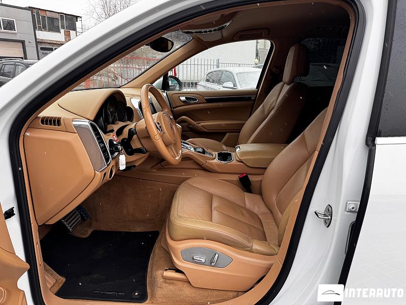 Porsche Cayenne S Hybrid 5 porsche cayenne s hybrid 2013