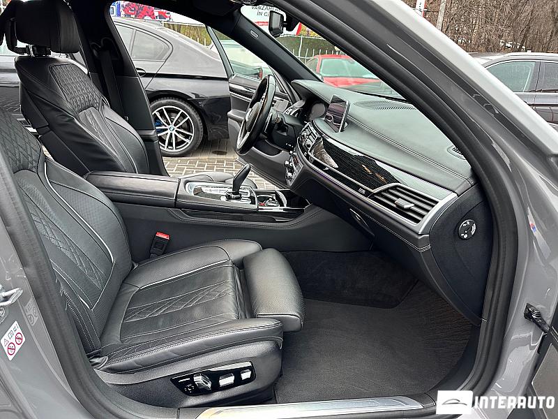 BMW 745e 5 bmw 745e 2019
