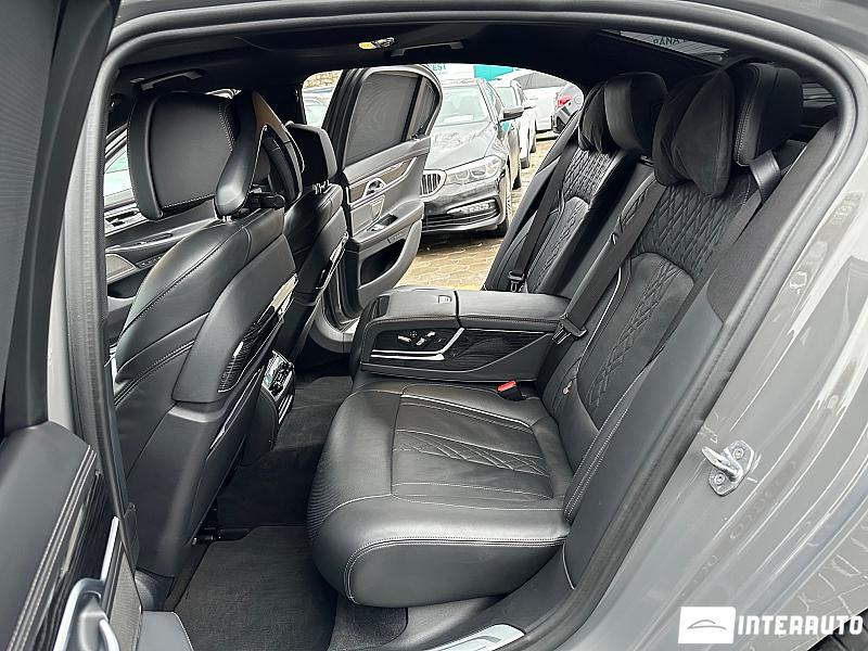 BMW 745e 21 bmw 745e 2019