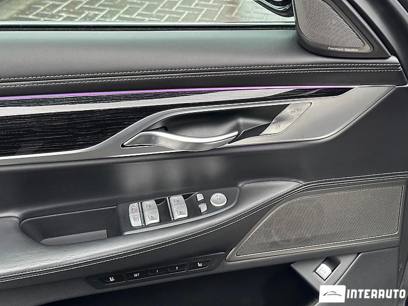 BMW 745e 12 bmw 745e 2019