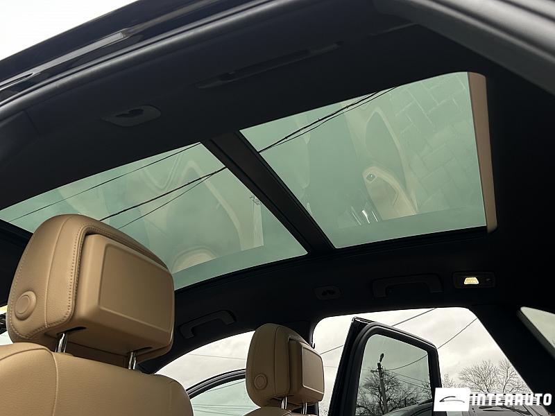 Porsche Macan 13 porsche macan 2017