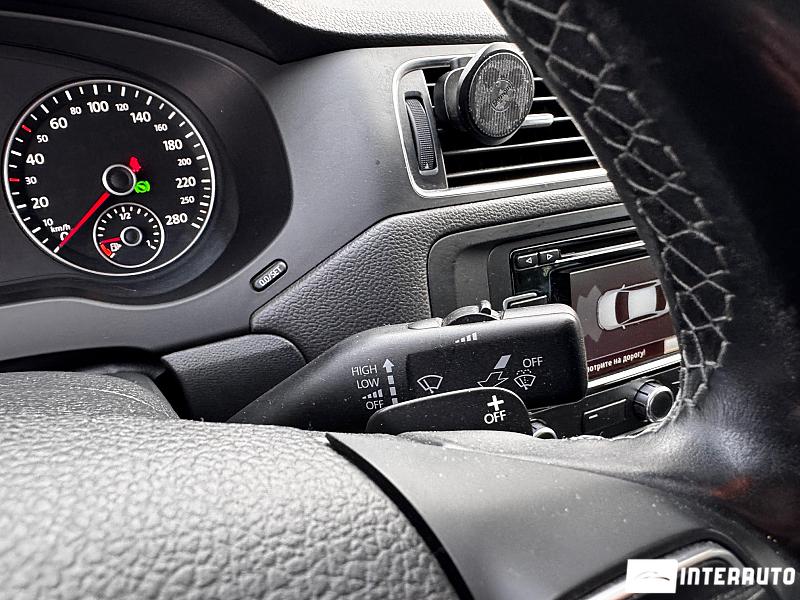 Volkswagen Jetta 13 volkswagen jetta 2013