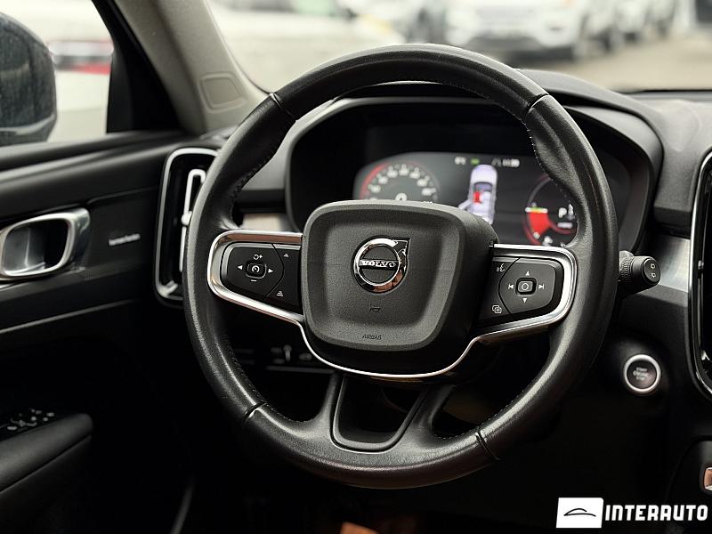 Volvo XC 40 11 volvo xc 40 2021