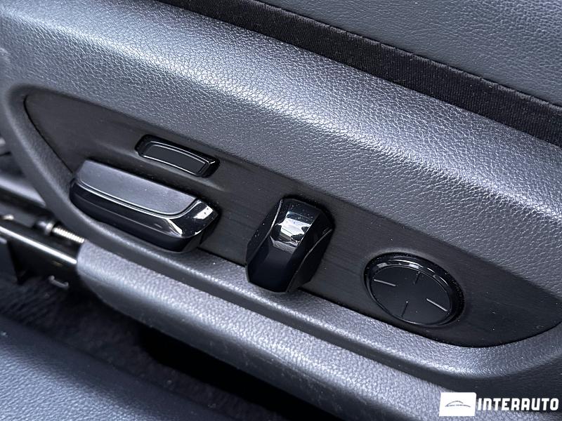 Lexus ES 300h 19 lexus es 300h 2020