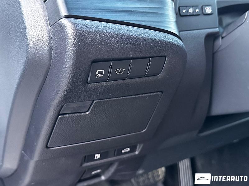 Lexus ES 300h 17 lexus es 300h 2020