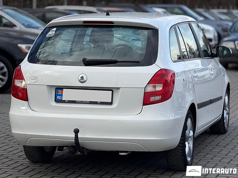 Skoda Fabia 2 skoda fabia 2010