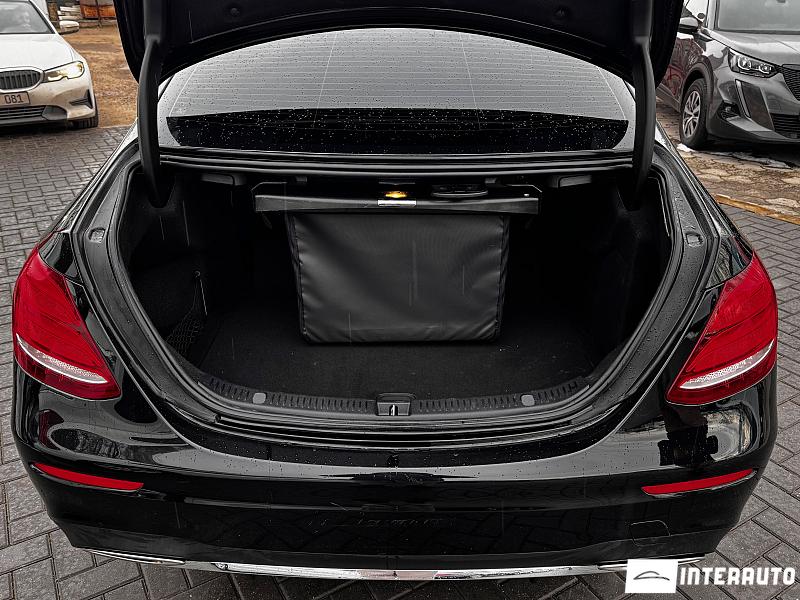 Mercedes E 300 17 mercedes e 300 2018