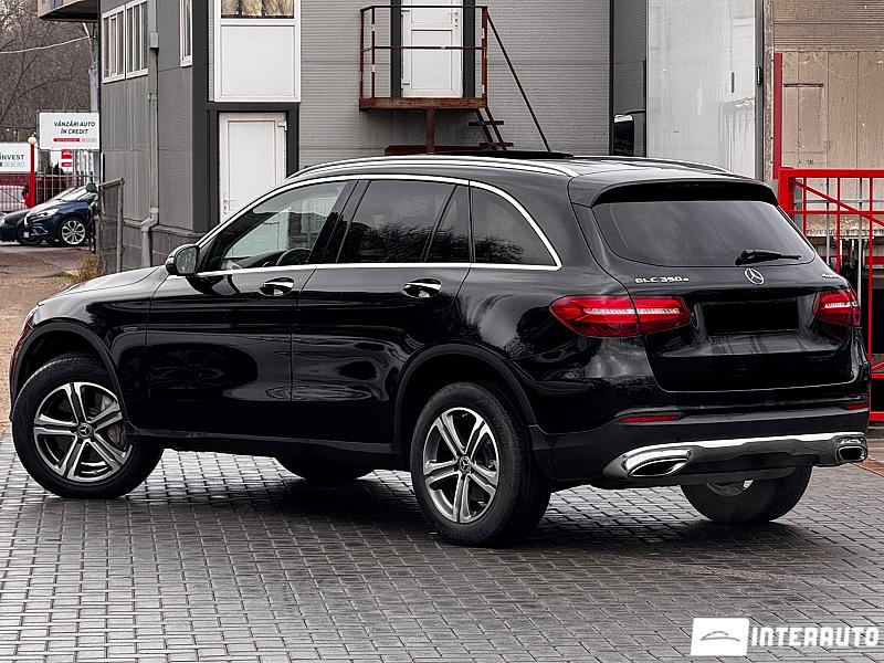 Mercedes GLC 350e 4 mercedes glc 350e 2019