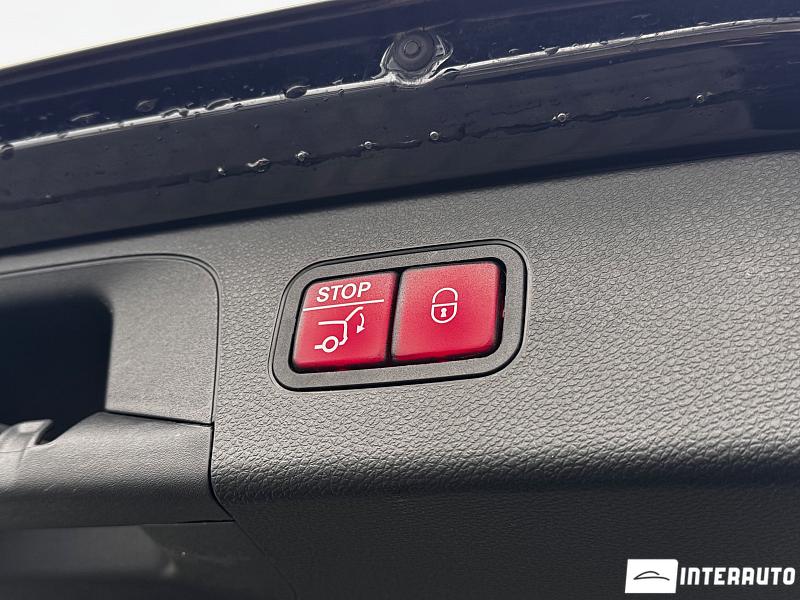 Mercedes GLC 350e 18 mercedes glc 350e 2019