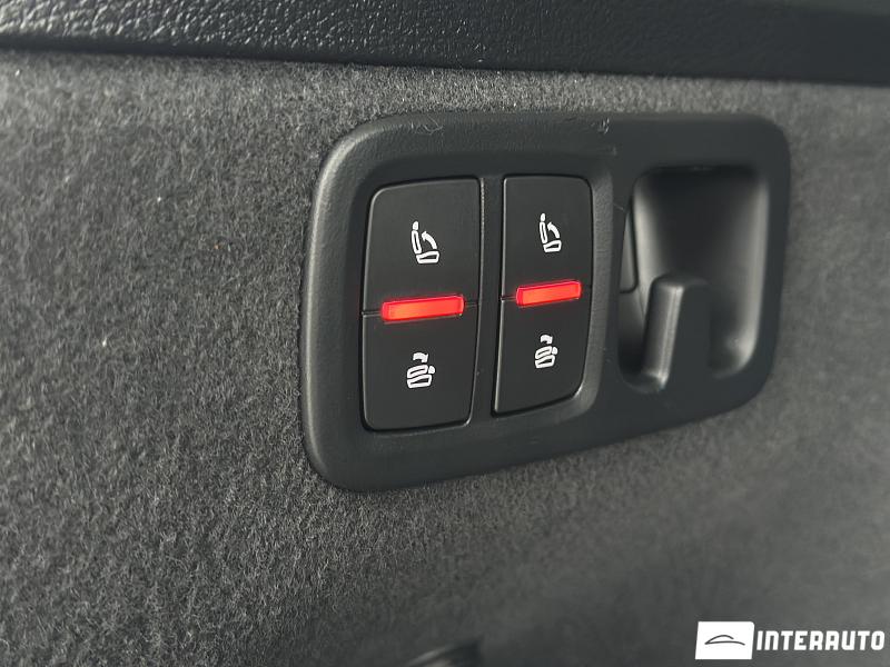 Audi Q7 23 audi q7 2017