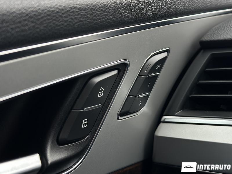 Audi Q7 8 audi q7 2017