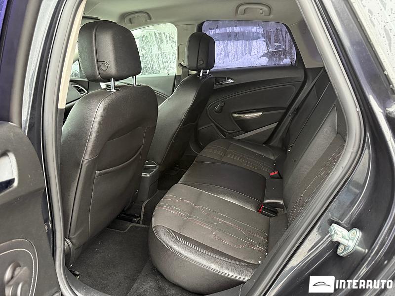 Opel Astra 16 opel astra 2012