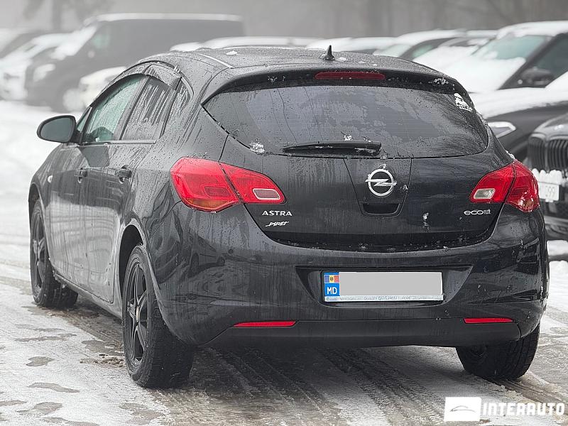 Opel Astra 4 opel astra 2012