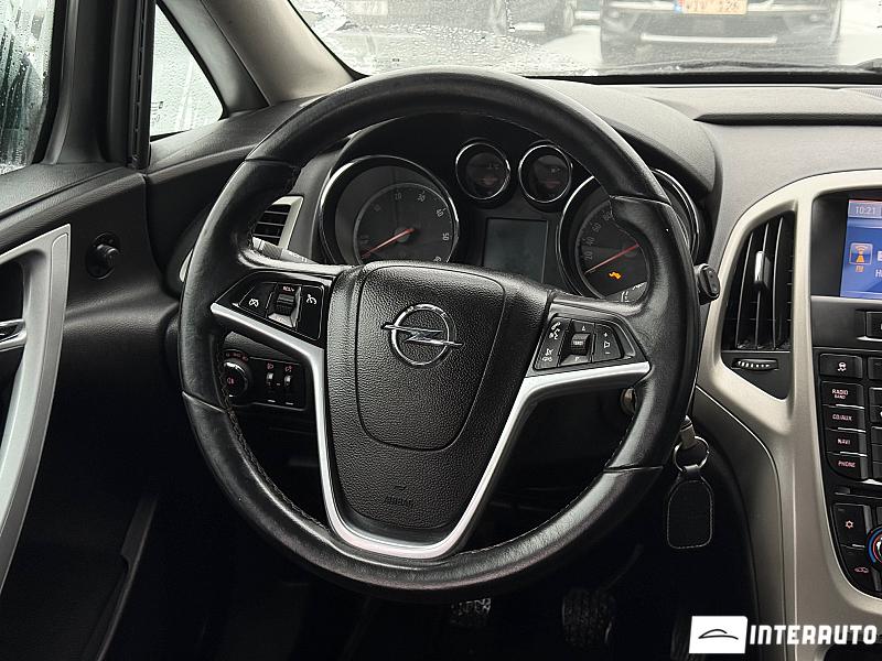 Opel Astra 9 opel astra 2012