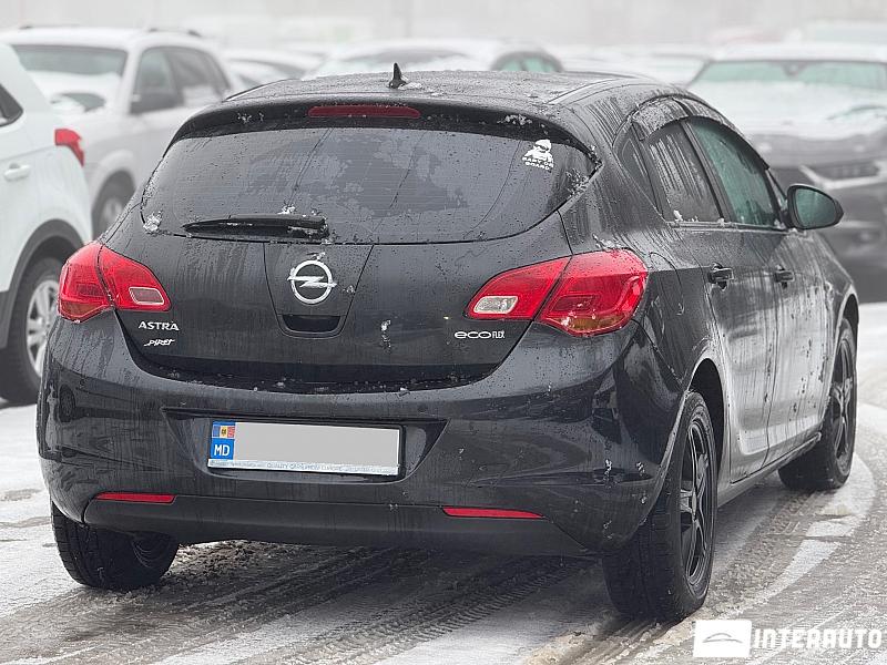 Opel Astra 2 opel astra 2012