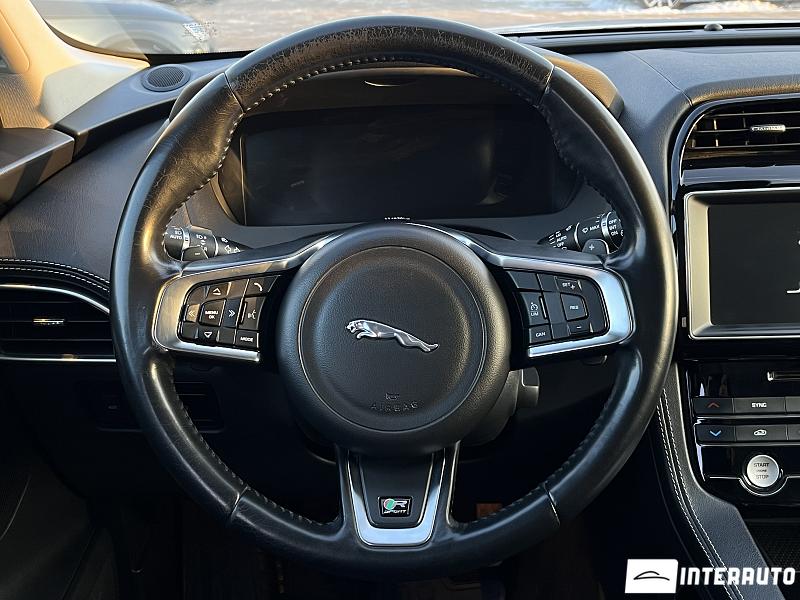 Jaguar F-Pace 10 jaguar f-pace 2017