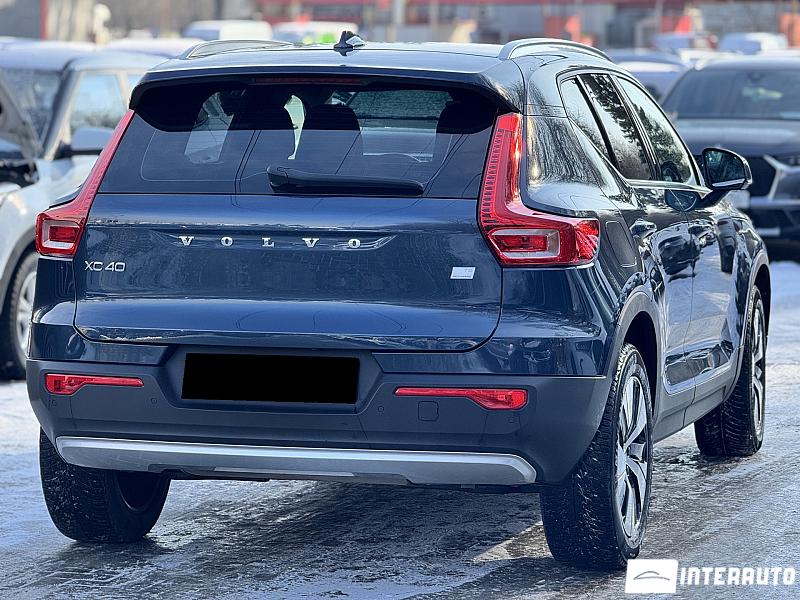 Volvo XC 40 2 volvo xc 40 2021