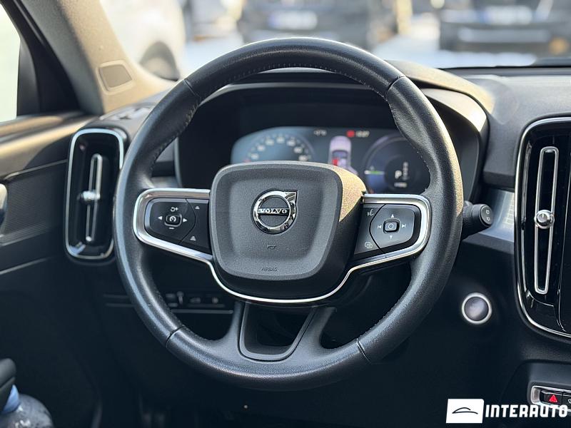 Volvo XC 40 11 volvo xc 40 2021