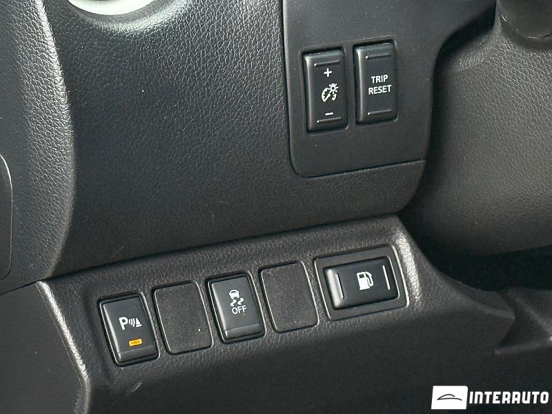 Renault Alaskan 8 renault alaskan 2018